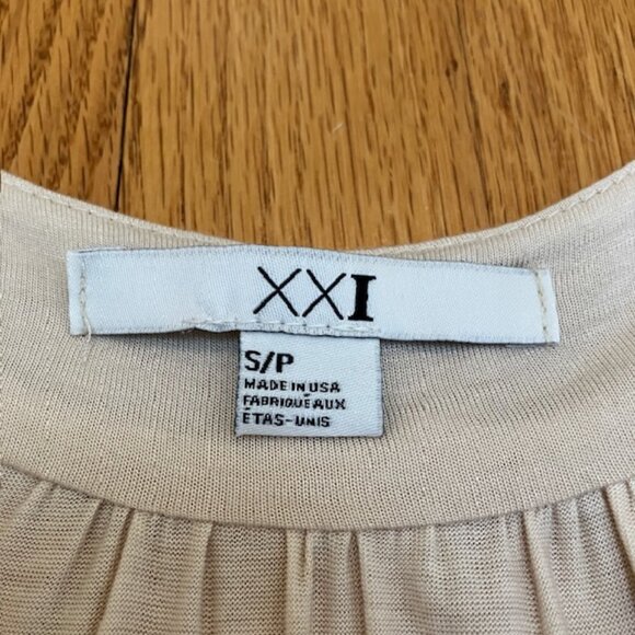 NWT Forever 21 Cream colored rosette tank top S - Picture 3 of 6